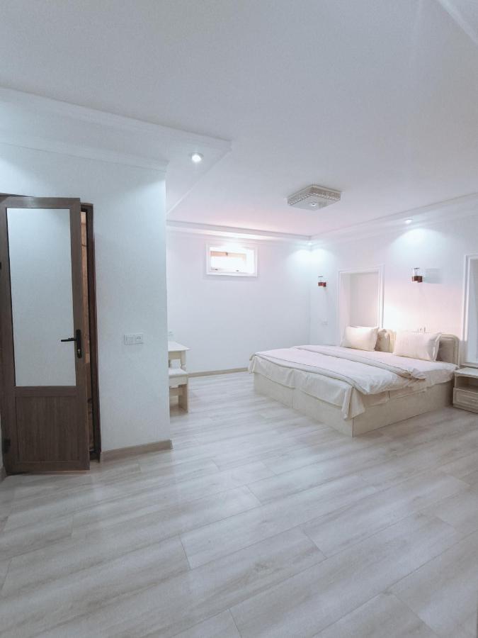 Dari Zanjir Hotel Samarkand Eksteriør billede